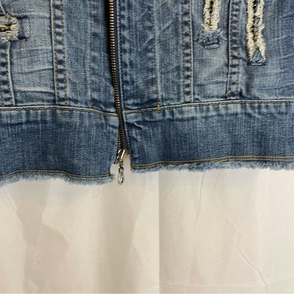 ALLEN B Women’s Jeweled Distressed Jean Jacket Cropped Sleeves Size Small - Picture 7 of 16